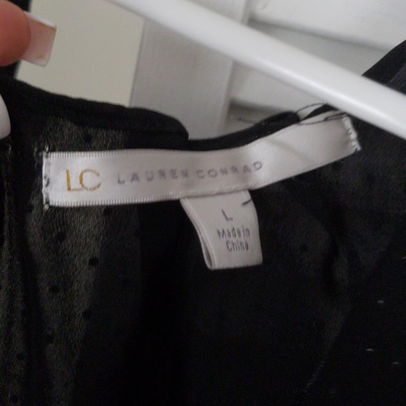 Black blouse - Picture 2 of 4